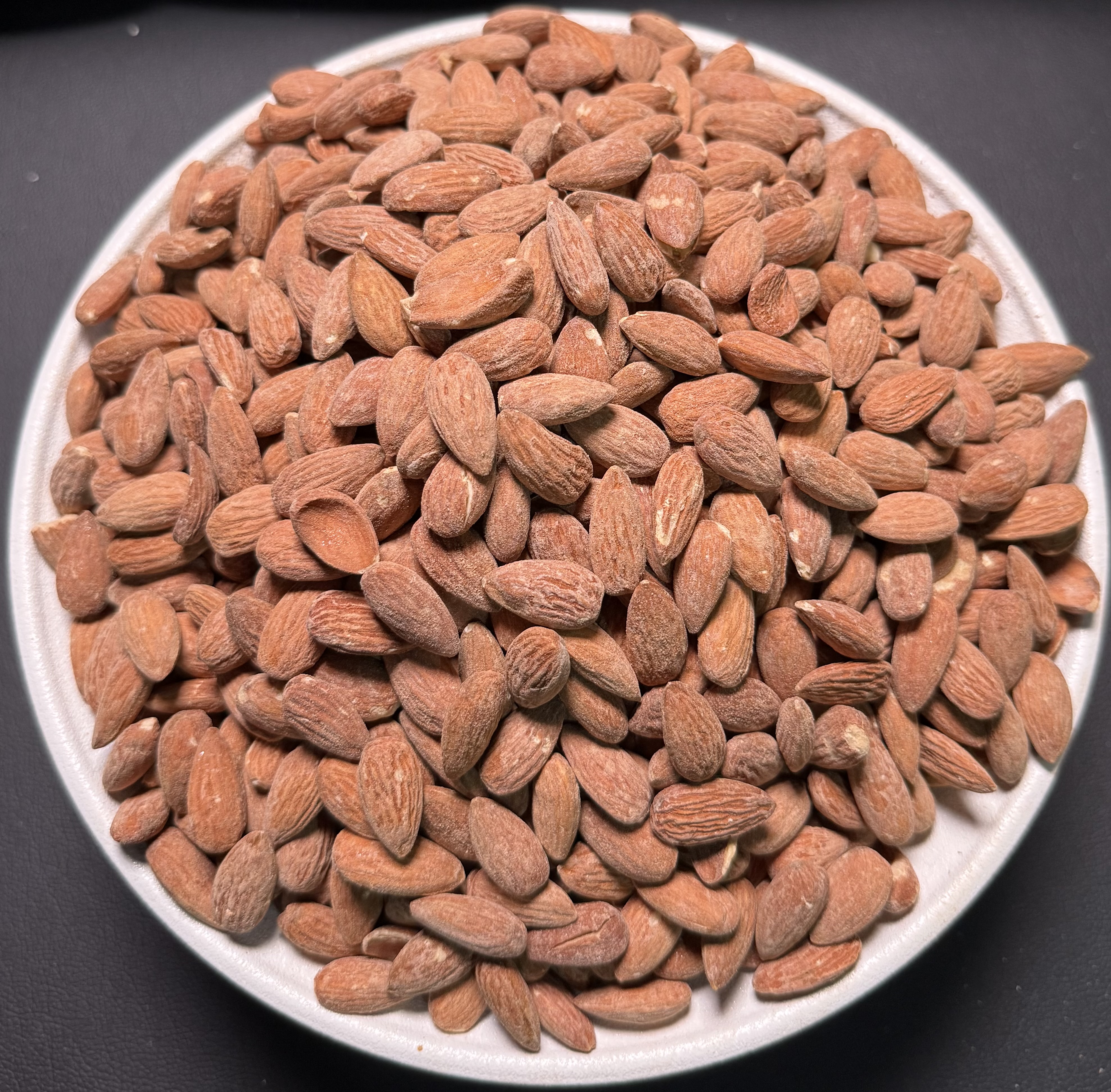 بادامی برژاو 