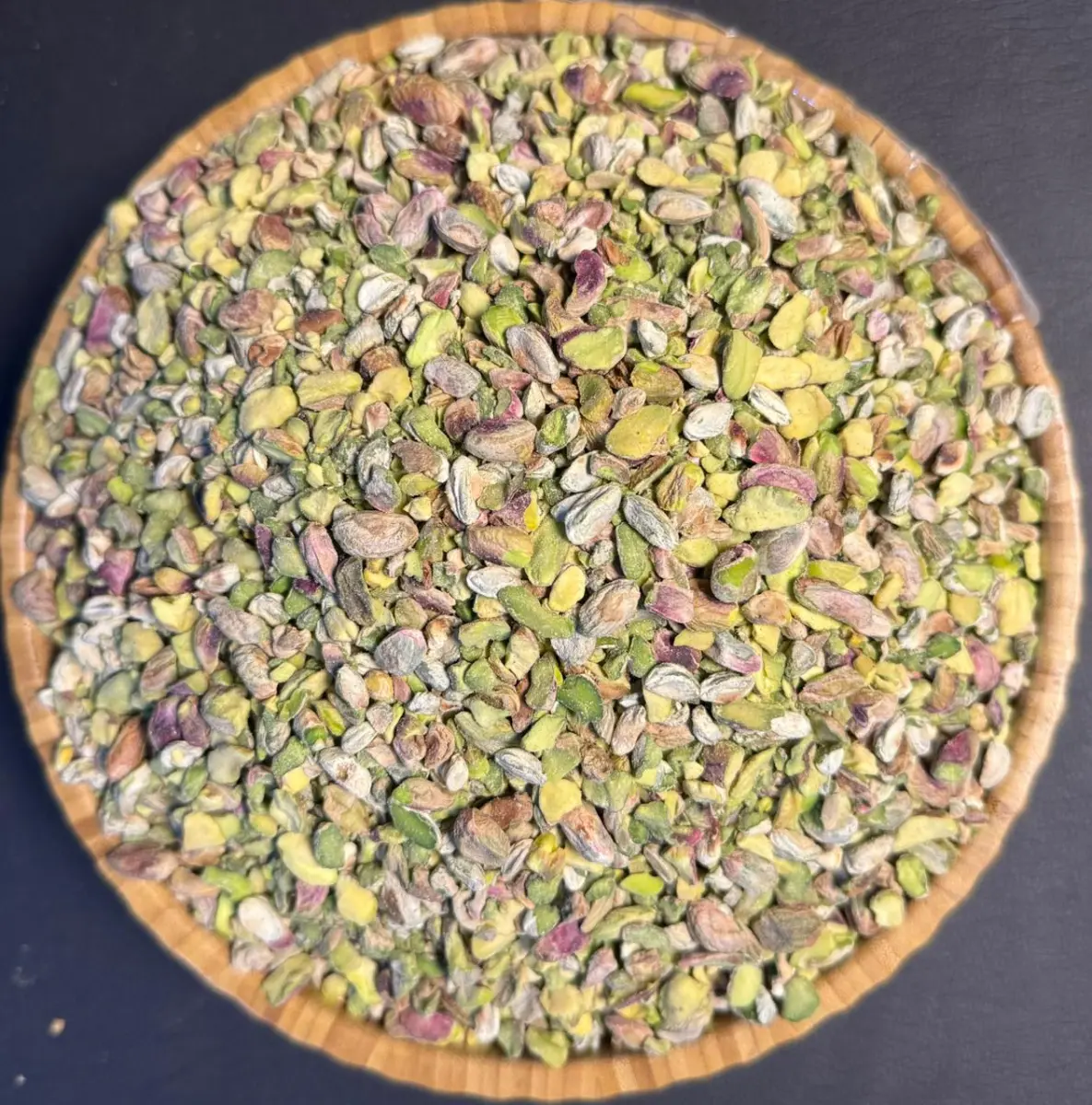 ناوکی فستق کاڵی ورد