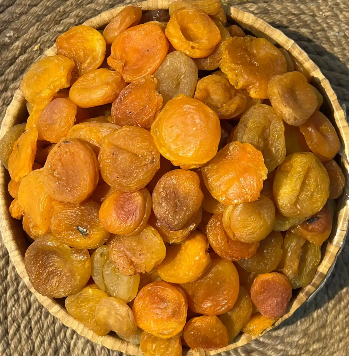 قەیسی ٥ کیلۆیی ایرانی