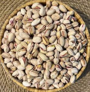 فستەق اکبری